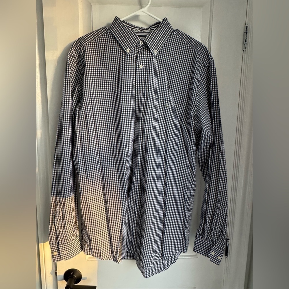 LACOSTE black and white collared long sleeve button up dress shirt (EU 41)
